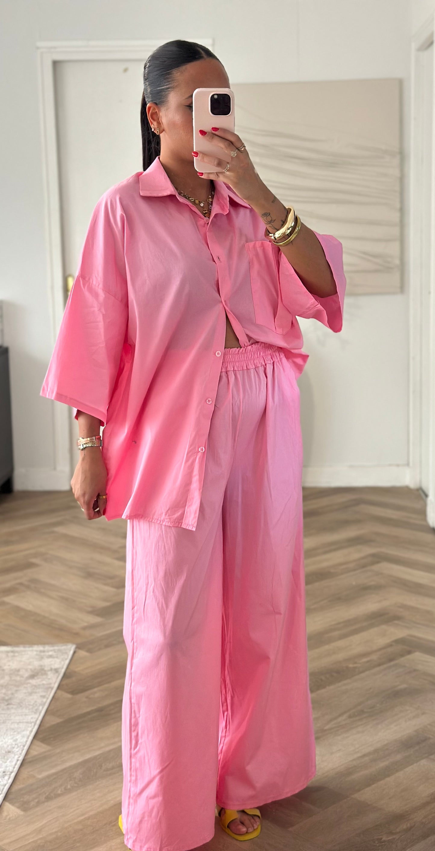 Ensemble pink