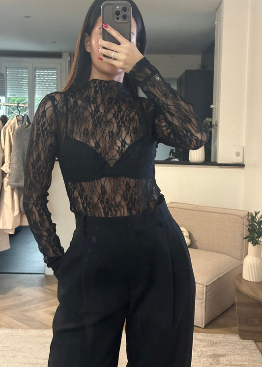 Top dentelle